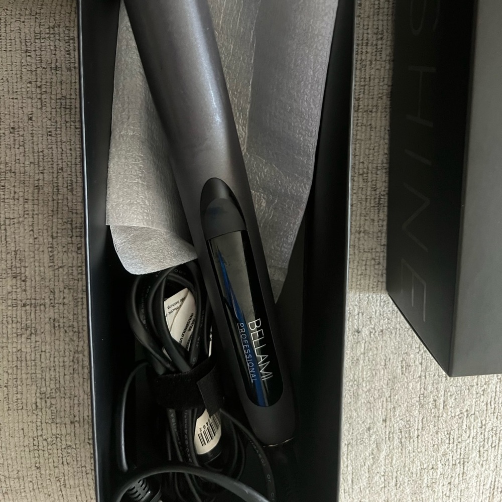 BELLAMI 1” flat iron